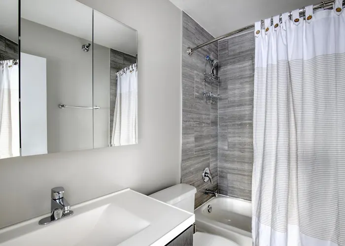 Gold Coast 2br W Outdoor Terrace Nr Beach L Chi-1016 Chicago